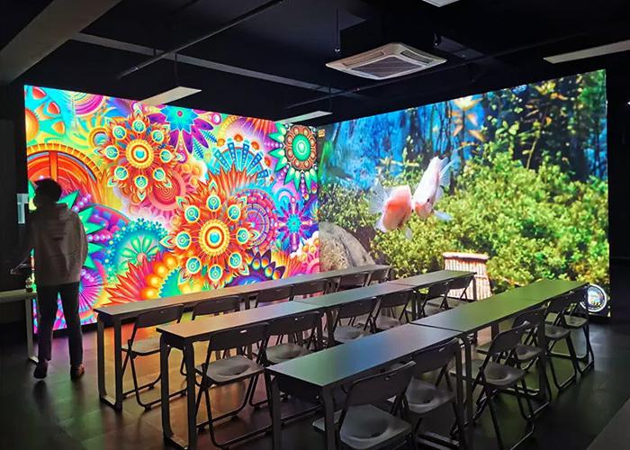features of indoor LED display